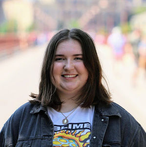 Meet your Posher, Madeline